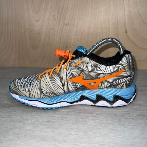 Mizuno Wave Paradox 4 White/Black/Orange/Blue Women's 6.5 - Picture 5 of 10